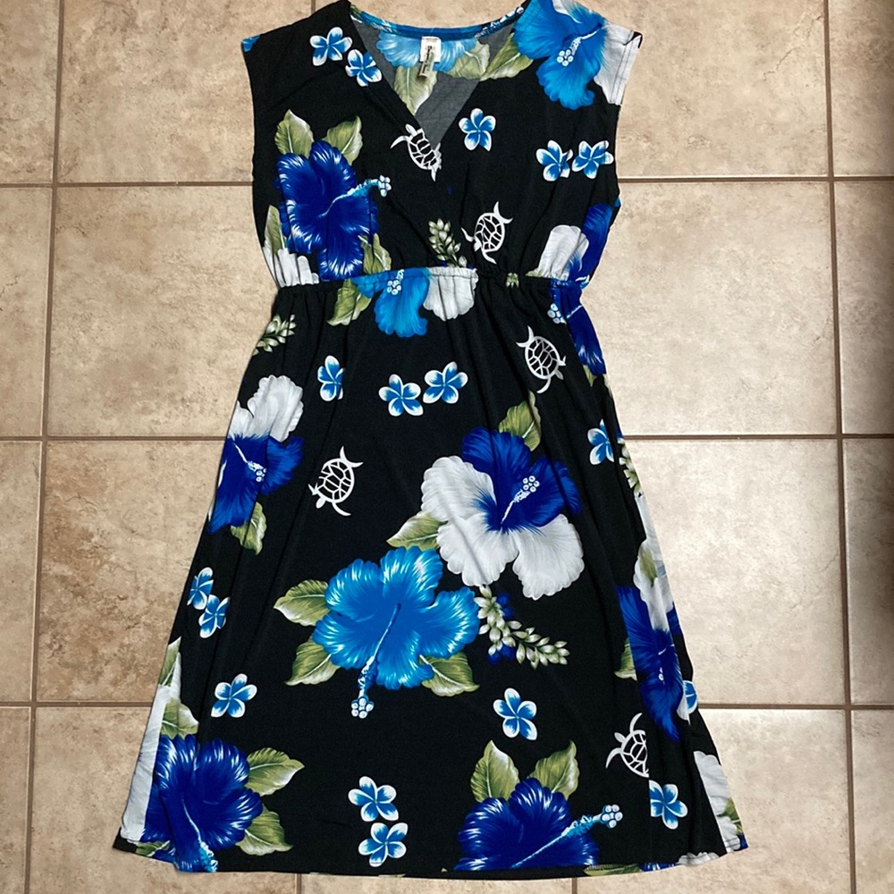 Hawaiian print dress
